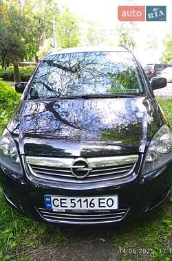 Мінівен Opel Zafira 2013 в Чернівцях