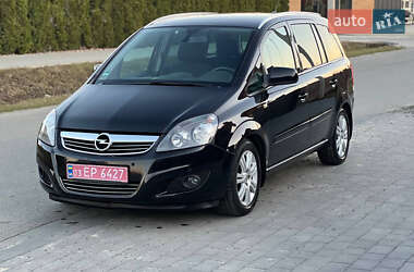 Минивэн Opel Zafira 2011 в 