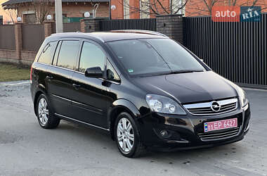 Минивэн Opel Zafira 2011 в 