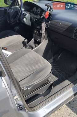 Минивэн Opel Zafira 2003 в 