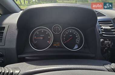 Мінівен Opel Zafira 2011 в Ірпені