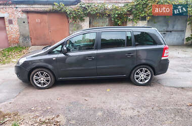 Минивэн Opel Zafira 2014 в Чернигове