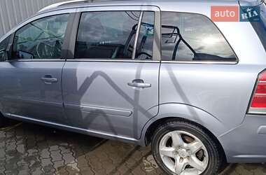 Минивэн Opel Zafira 2006 в 