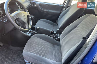 Мінівен Opel Zafira 2004 в 