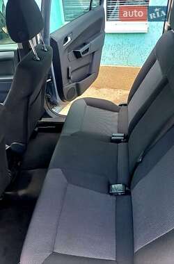 Минивэн Opel Zafira 2009 в Могилев-Подольске
