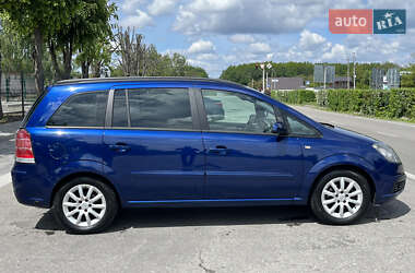 Минивэн Opel Zafira 2005 в 
