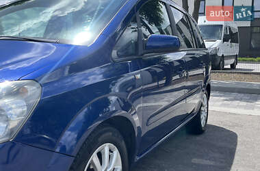 Минивэн Opel Zafira 2005 в 
