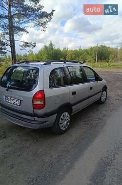 Мінівен Opel Zafira 1999 в 