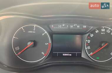 Мінівен Opel Zafira 2018 в 