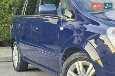 Мінівен Opel Zafira 2010 в 