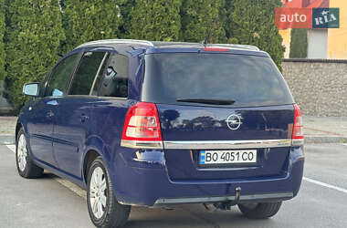 Мінівен Opel Zafira 2010 в 