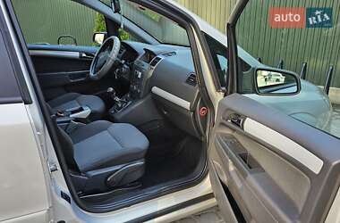 Минивэн Opel Zafira 2008 в 