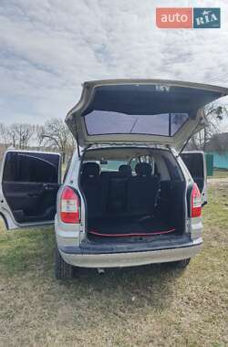 Минивэн Opel Zafira 2004 в 