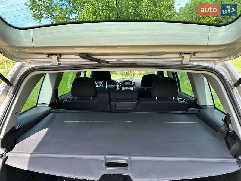 Мінівен Opel Zafira 2010 в Львові