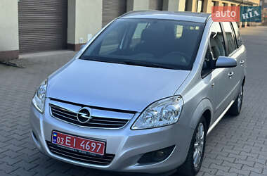 Минивэн Opel Zafira 2009 в 