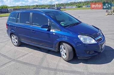 Минивэн Opel Zafira 2008 в Киеве