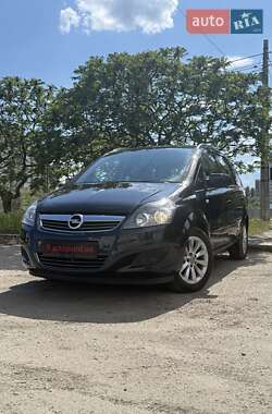 Мінівен Opel Zafira 2013 в Сумах