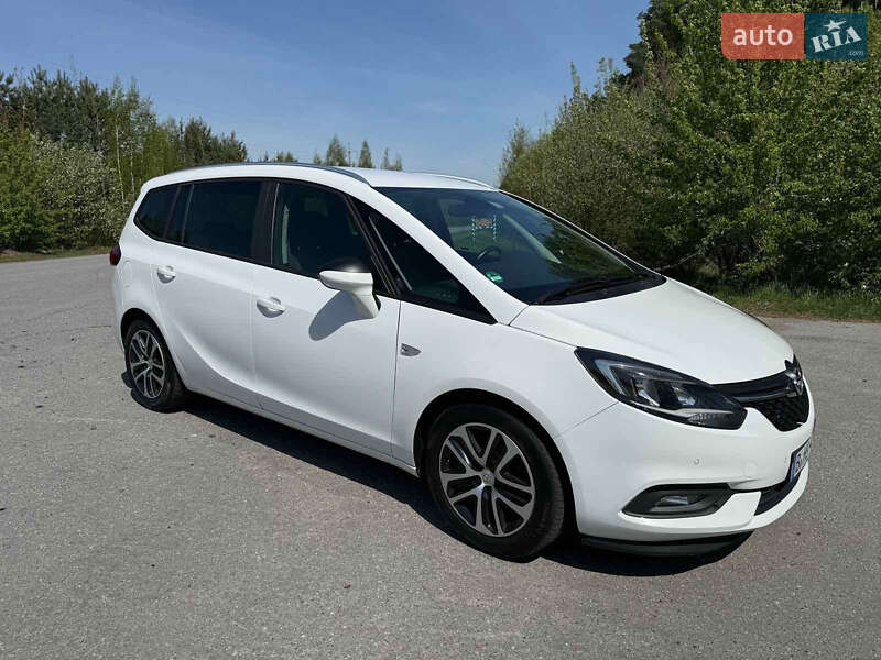 Минивэн Opel Zafira 2017 в Шепетовке