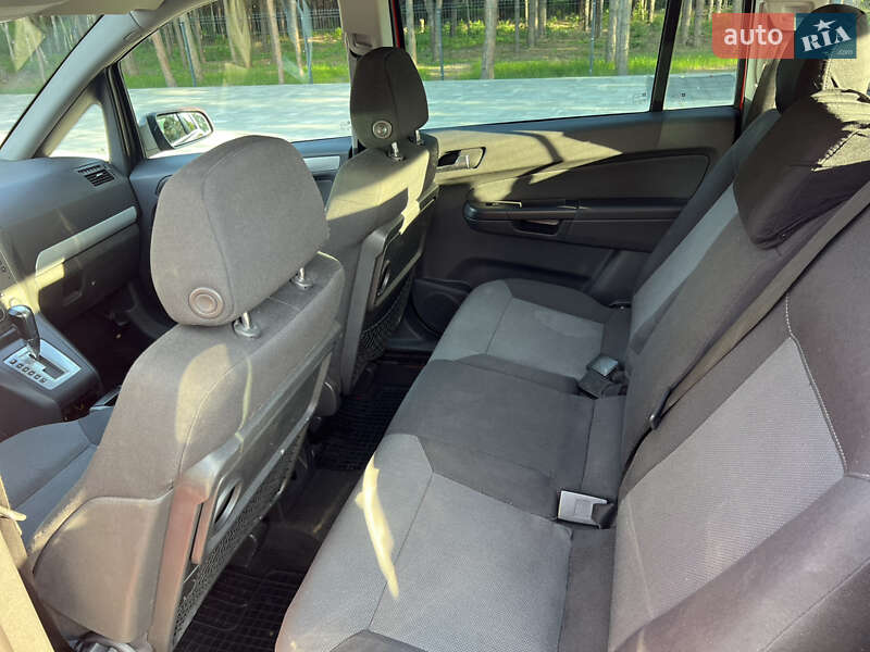 Мінівен Opel Zafira 2006 в Києві