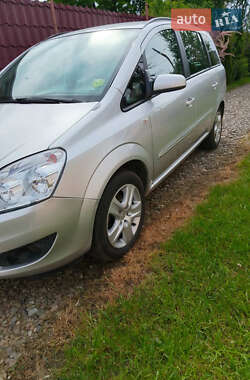 Минивэн Opel Zafira 2009 в 