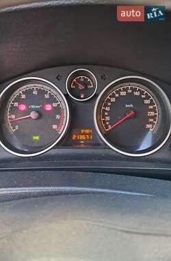 Минивэн Opel Zafira 2009 в 