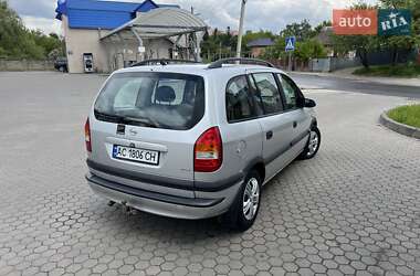 Минивэн Opel Zafira 2002 в 