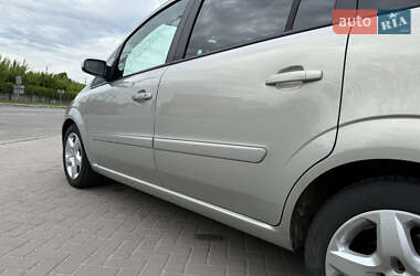 Минивэн Opel Zafira 2009 в 