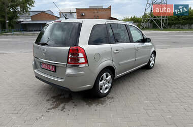 Минивэн Opel Zafira 2009 в 