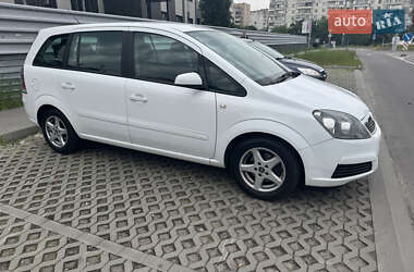 Минивэн Opel Zafira 2008 в 