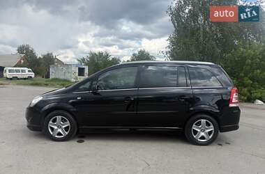 Минивэн Opel Zafira 2009 в 