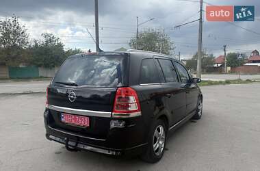 Минивэн Opel Zafira 2009 в 
