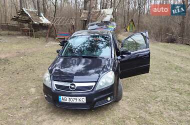 Минивэн Opel Zafira 2006 в Виннице
