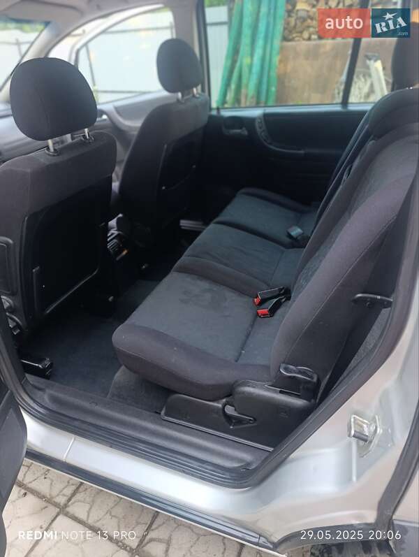 Мінівен Opel Zafira 2003 в Білій Церкві