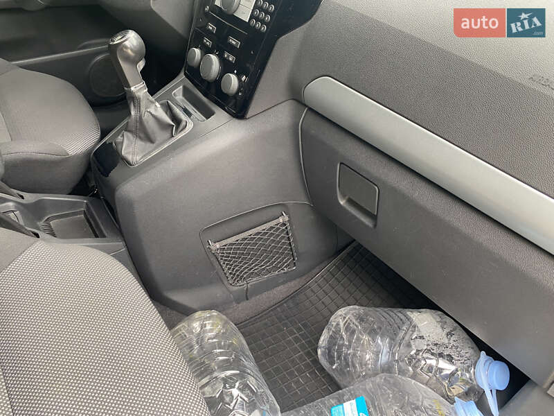 Минивэн Opel Zafira 2012 в Ивано-Франковске