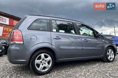 Минивэн Opel Zafira 2006 в 