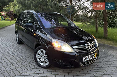 Мінівен Opel Zafira 2013 в 