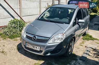 Минивэн Opel Zafira 2008 в Киеве