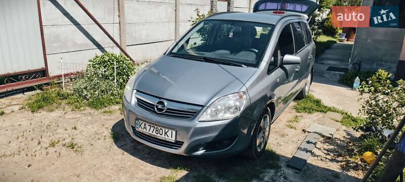 Opel Zafira 2008