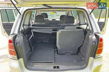Минивэн Opel Zafira 2007 в 