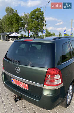 Мінівен Opel Zafira 2010 в 