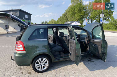 Мінівен Opel Zafira 2010 в 