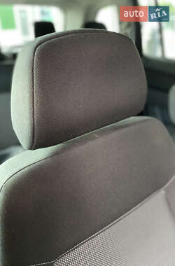 Мінівен Opel Zafira 2010 в 