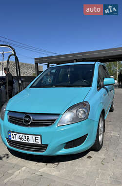 Минивэн Opel Zafira 2011 в Калуше