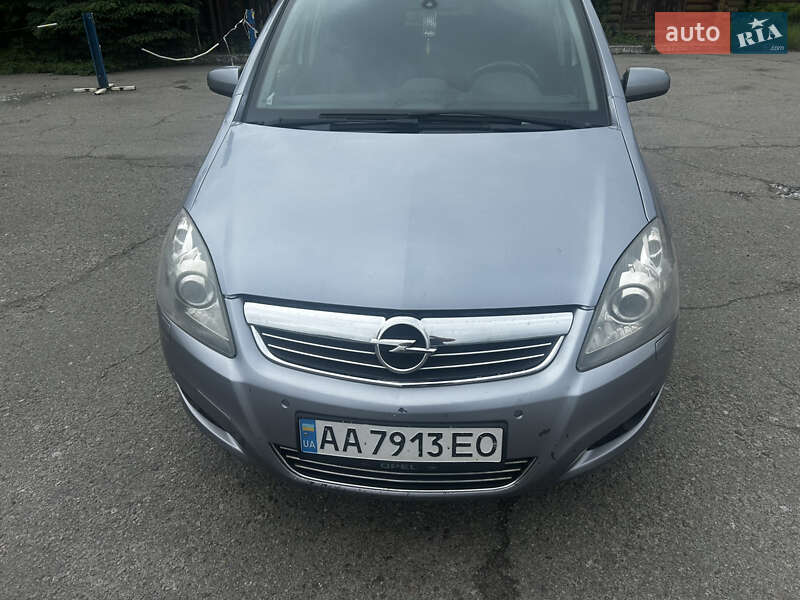 Opel Zafira 2008