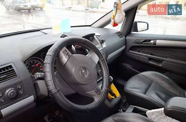 Минивэн Opel Zafira 2006 в 