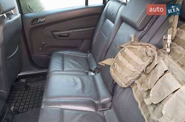 Минивэн Opel Zafira 2006 в 