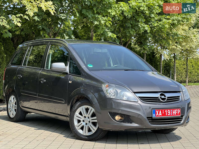 Минивэн Opel Zafira 2012 в Львове