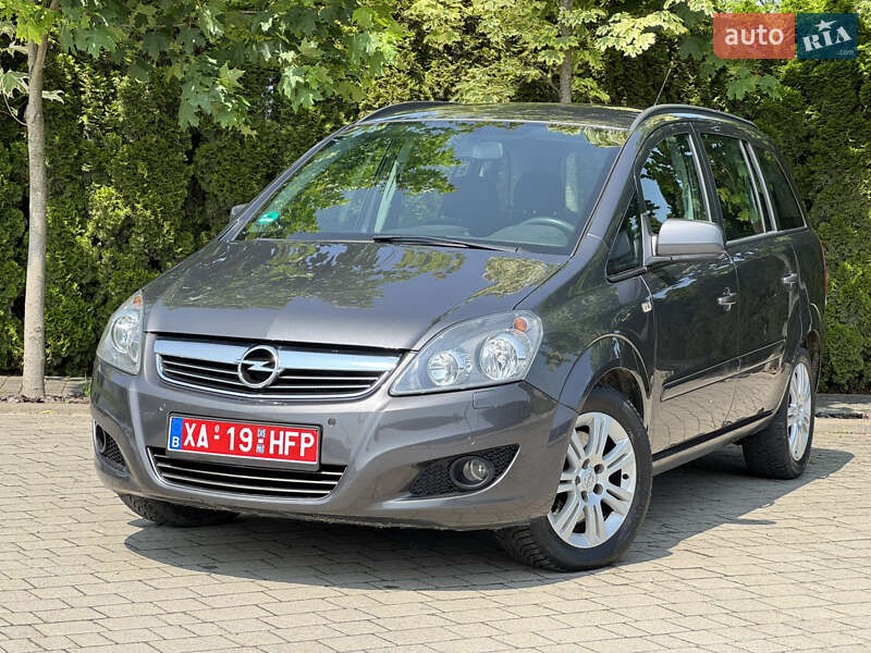 Минивэн Opel Zafira 2012 в Львове