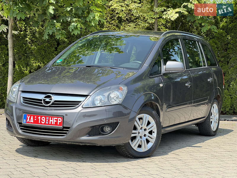 Минивэн Opel Zafira 2012 в Львове