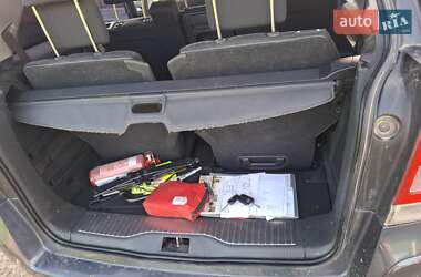 Минивэн Opel Zafira 2009 в 